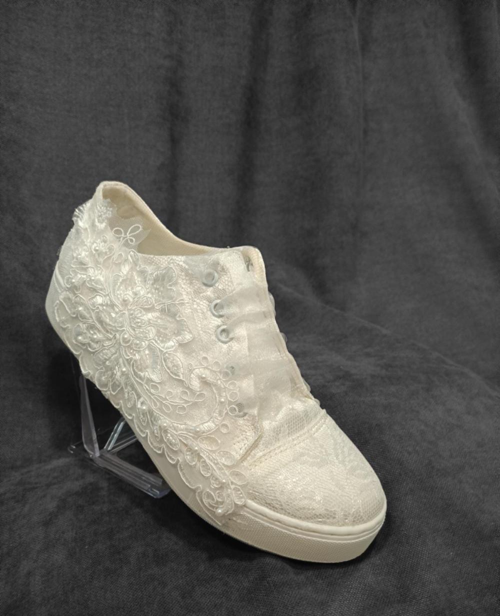 Kadın Spor Gelin Ayakkabısı Kadın Spor Gelin Ayakkabısı