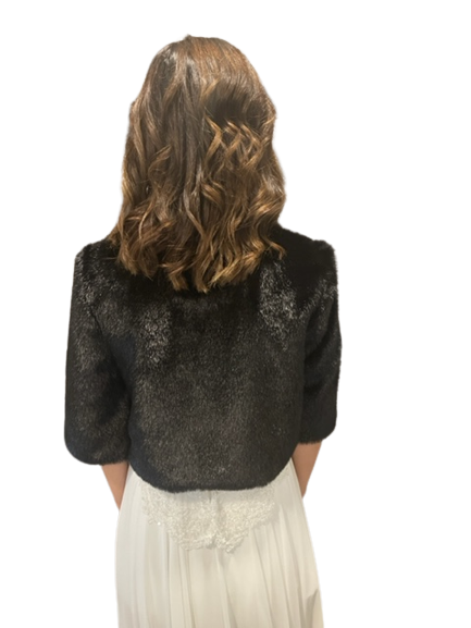 Yarım Kollu Broş Detaylı Gelin Etol Kürk Bolero Yarım Kollu Broş Detaylı Gelin Etol Kürk Bolero