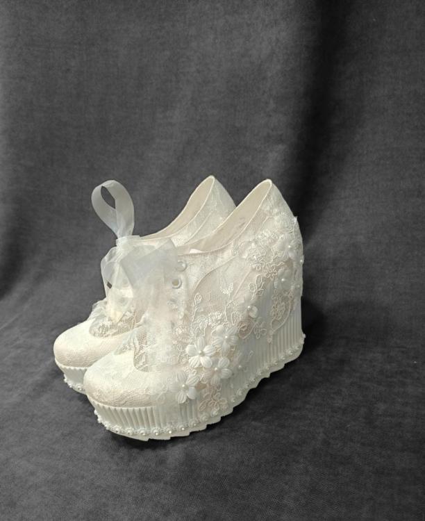 Dolgu Topuklu Gelin Ayakkabısı