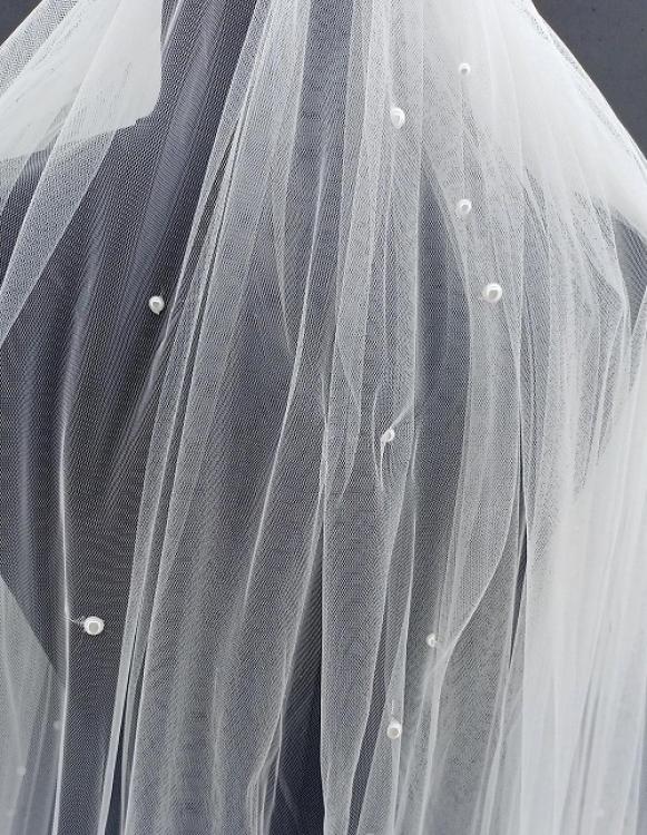 3,5 Metre Seyrek Yarım İnci Serpiştirilmiş Duvak 