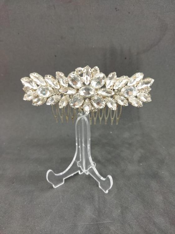 Büyük Kristal Taşlarla Oluşturulmuş Gelin Saç Tokası