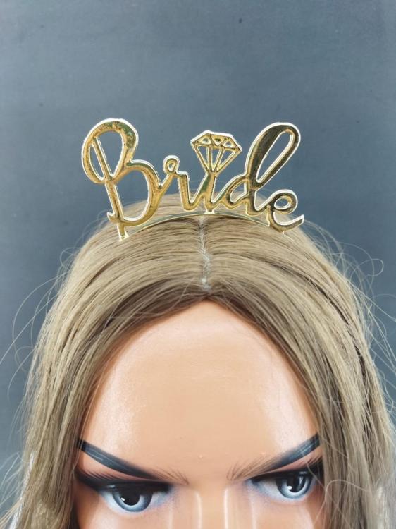 Gold Renk Taç Ve Beyaz Kuşak Bride Seti