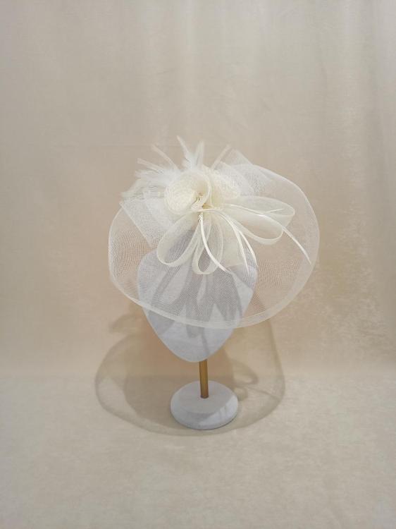 Gül Detaylı Ve Fiyonklu Vualet 