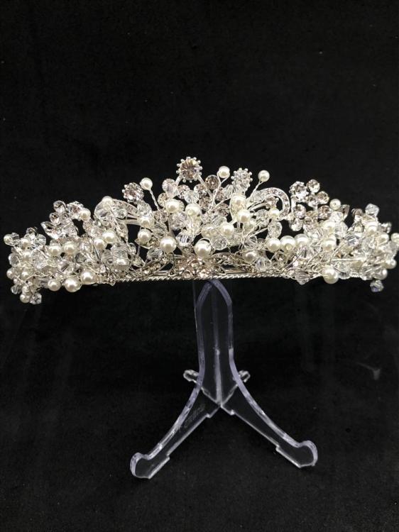 İnci Ve Kristal Taşlarla Süslenmiş Prenses Gelin Tacı