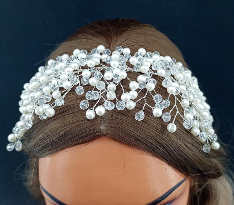 İnci Ve Kristallerden Oluşan Şık Gelin Tacı 