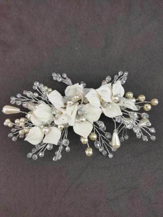 İnciler Ve Kristallerle Süslenmiş Beyaz Gala Gelin Saç Tokası