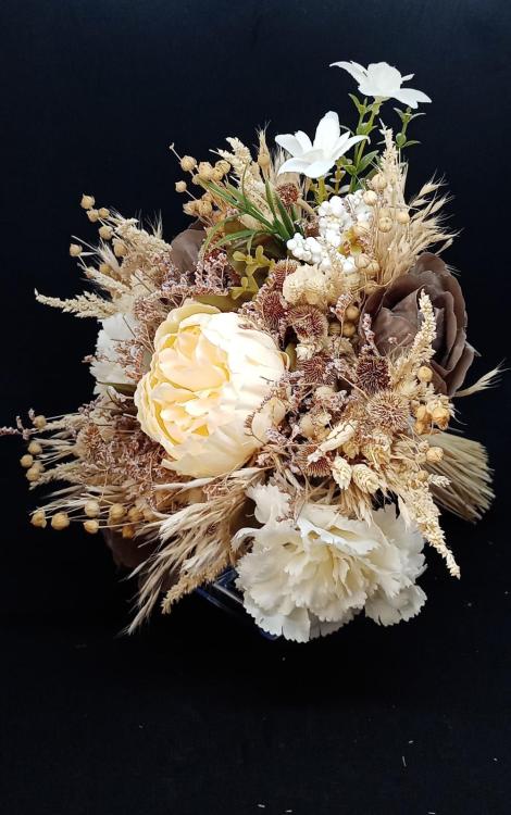 Kahve Bej Tonlarda Gelin Buketi