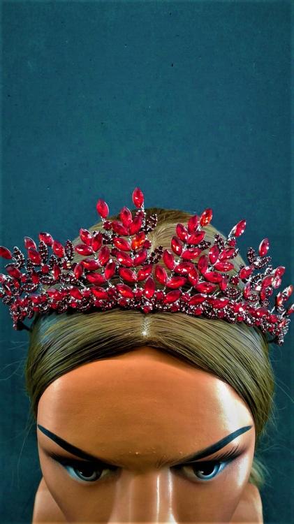 Kırmızı Ve Bordo Kristal Taş işlemeli Nişan Kına Tacı