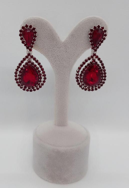 Koyu Kırmızı Elmas Detayı Olan Taşlı Gelin Küpesi 