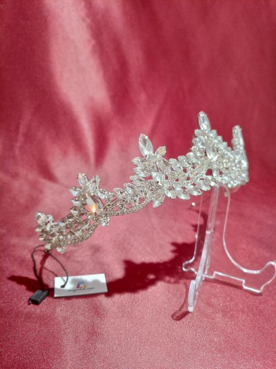 Kristal Taşlı Zarif Gelin Tacı 
