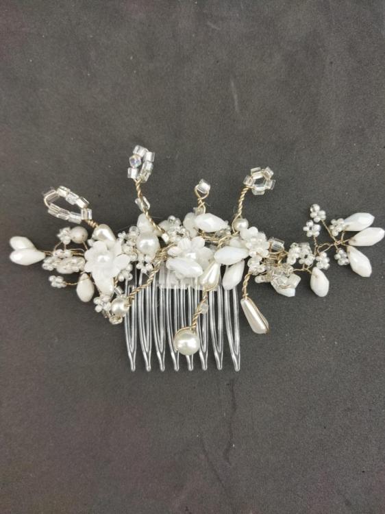 Uzun Kristal Detayları Olan Çiçekli Gelin Saç Tokası