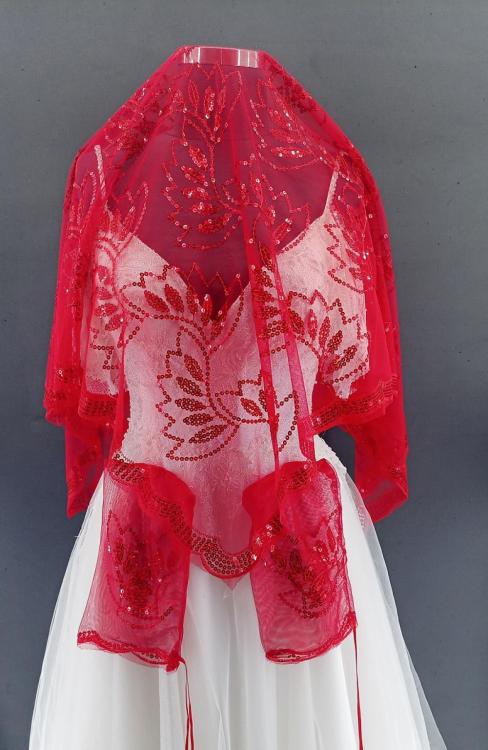 Yaprak Deseni Verilmiş Güpürlü Kına Örtüsü Seti