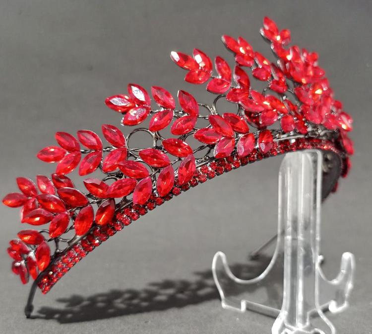 Yaprak Görünümlü Zirkon Kaplama Kına Tacı 