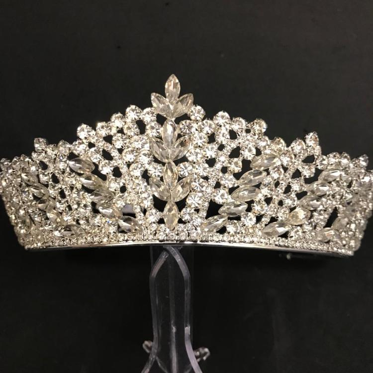 Zarif Taşlarla Süslü Şık Prenses Gelin Tacı